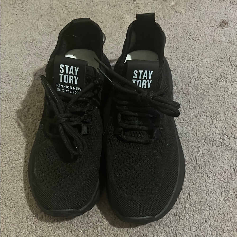 Black Women’s Shoes